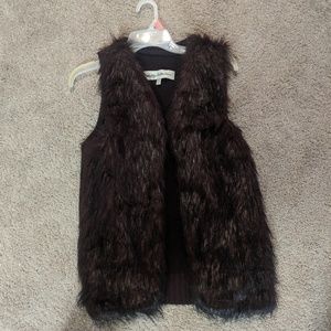 Fur vest
